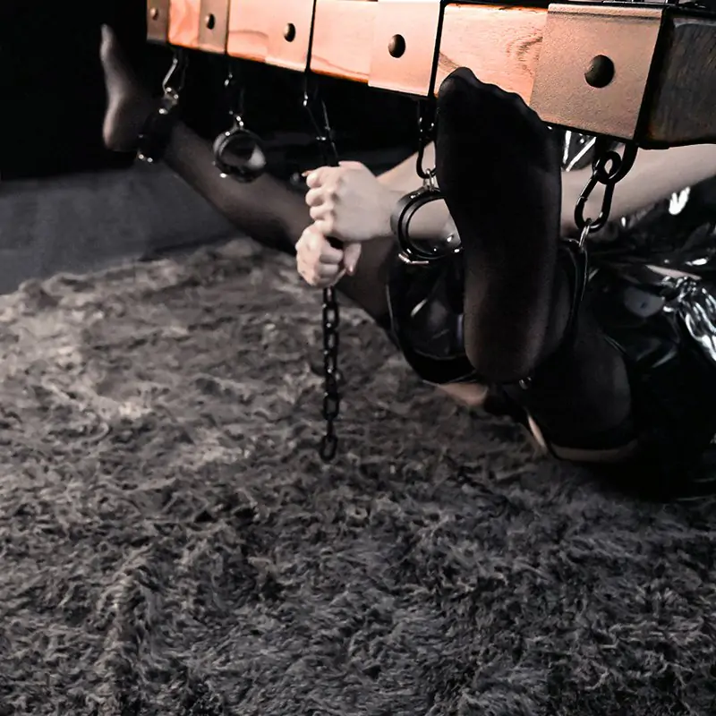 BDSM Spreader Bar/Adjustable Wooden Shackles Viking-style locks - Image 4